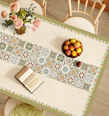 Evelyn Classic American Style Table Cover